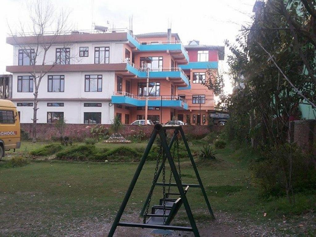 Himgiri Resort Nagchala Extérieur photo