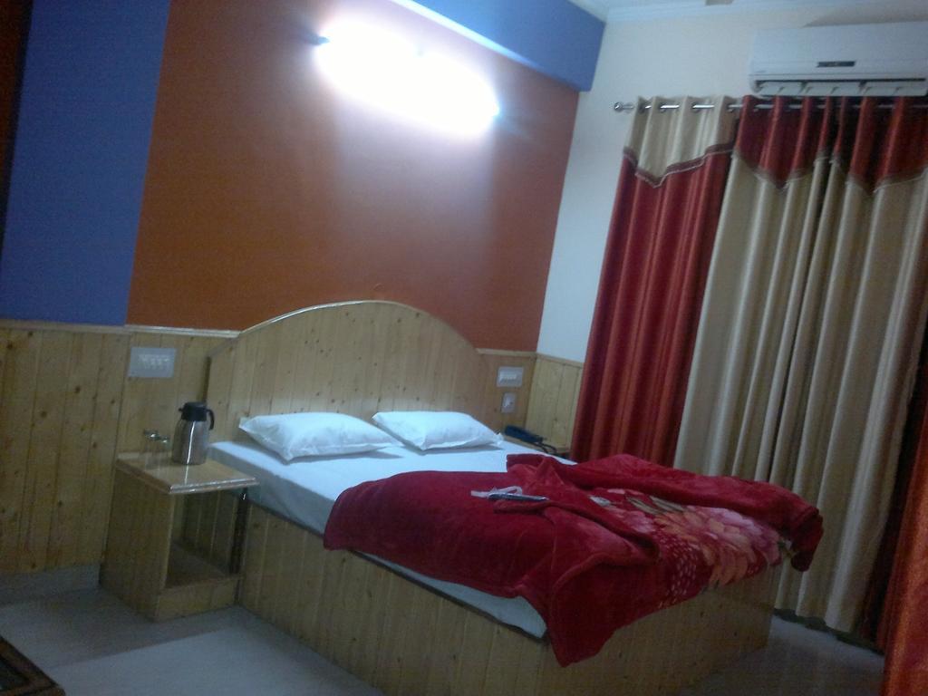 Himgiri Resort Nagchala Extérieur photo